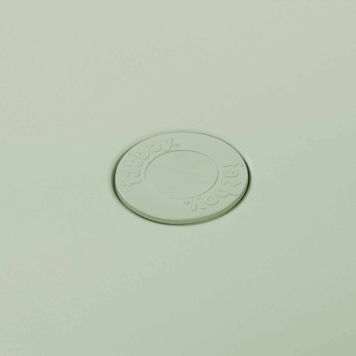 Toní Tablo- Seats up to 8