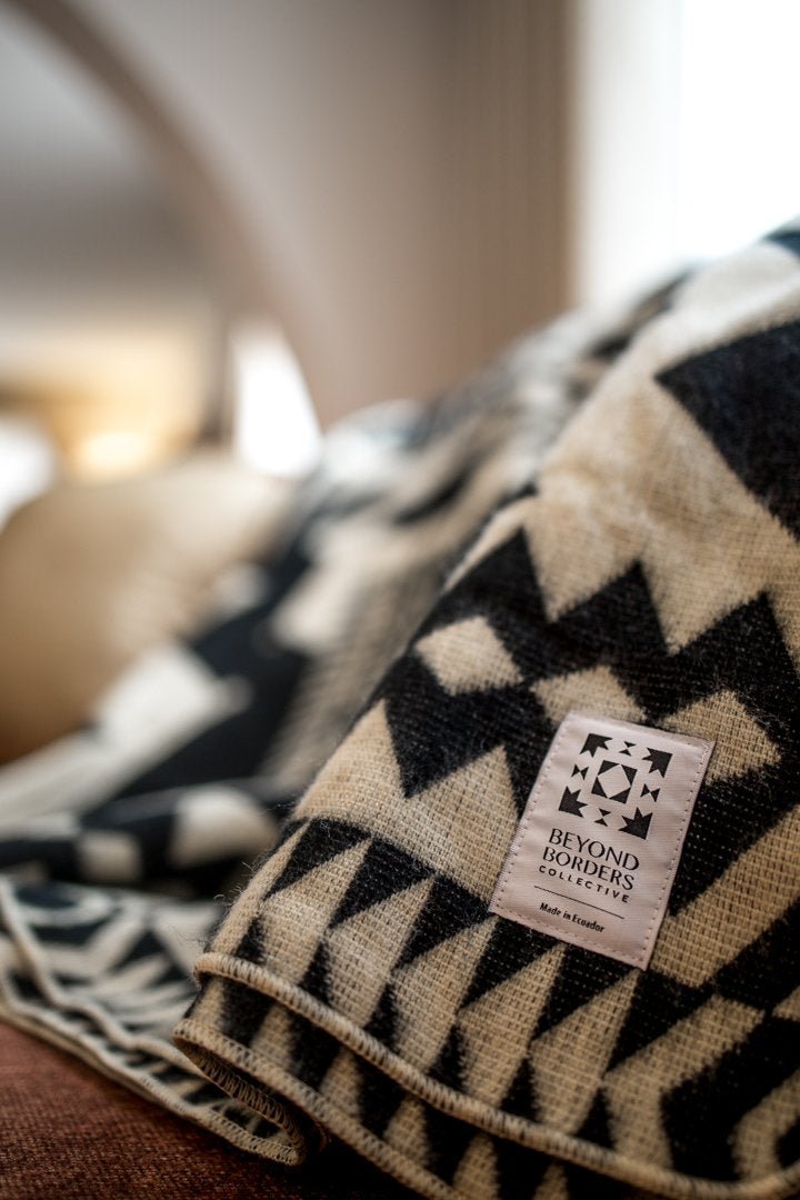 Awa Blanket | Natural / Black - Roome Collective