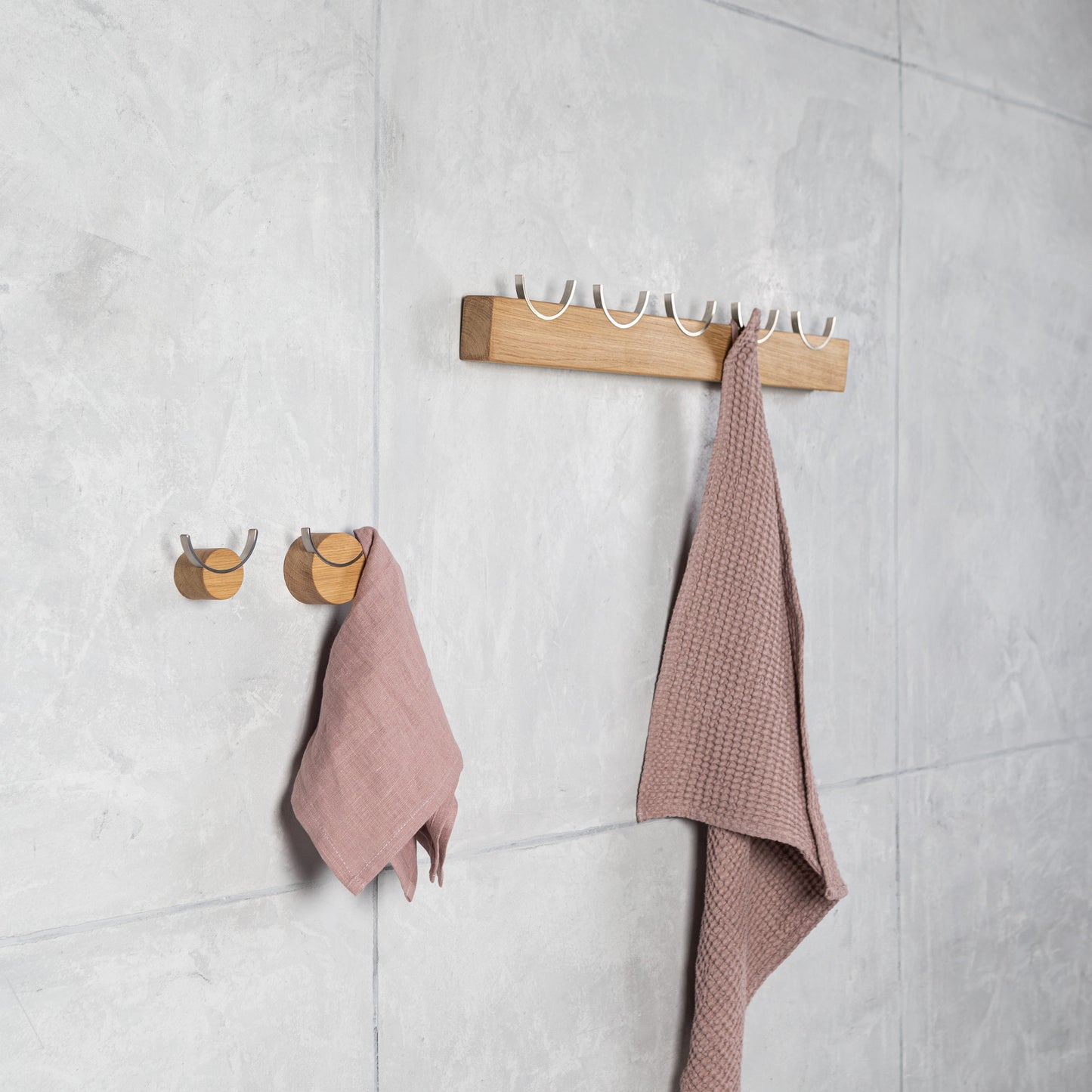 Solid Oak Wood & Stainless Steel Hook | Deer