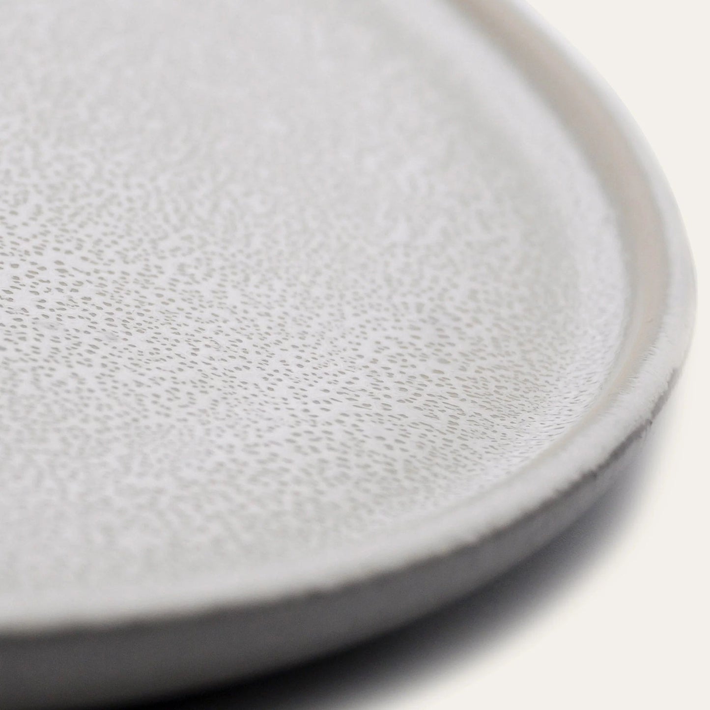 Ddoria - Granite Stoneware Plate - Roome Collective
