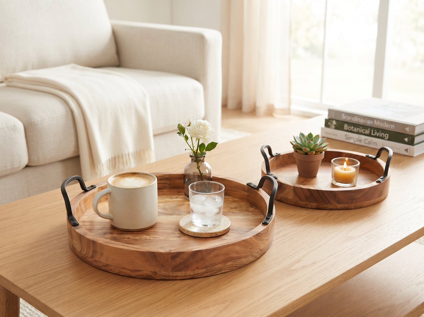 Round Trays with Handles, Set of 2