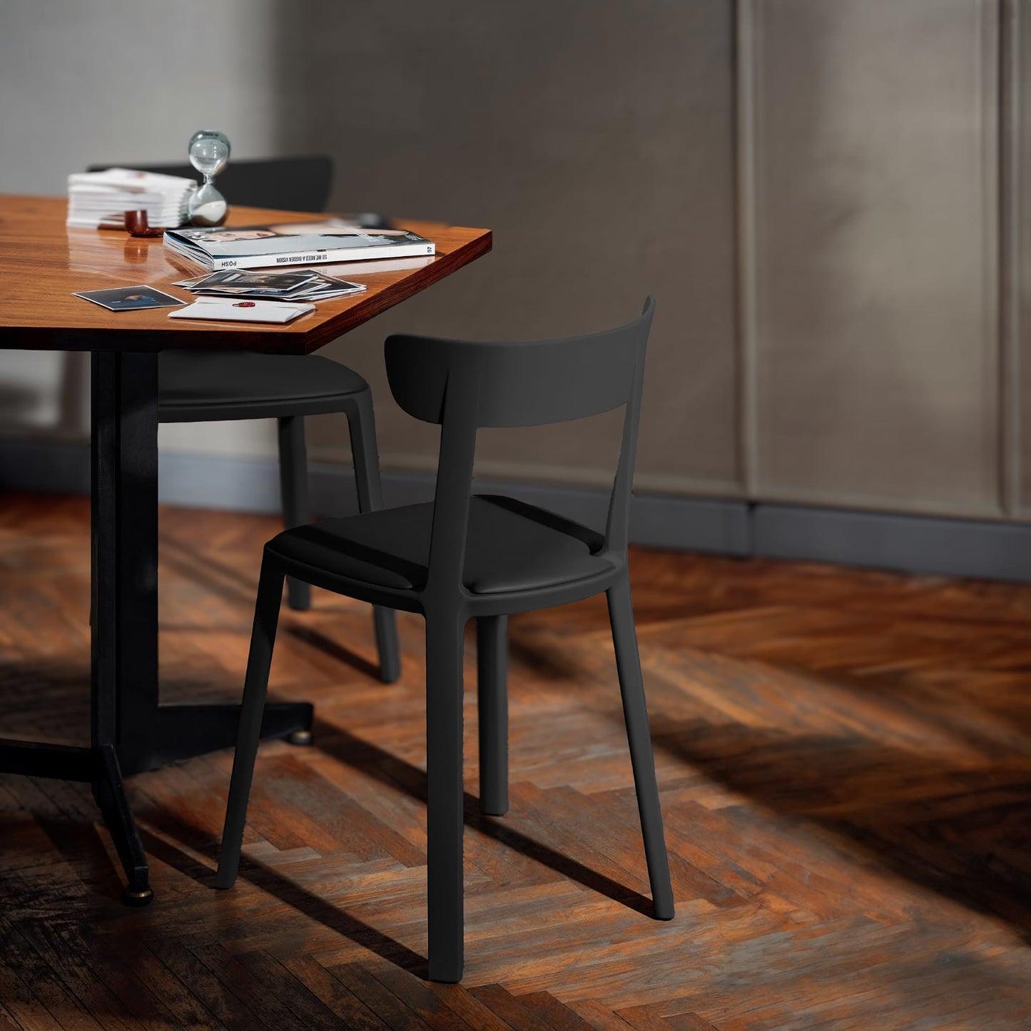 Cadrea Chair- Indoor & Outdoor Use