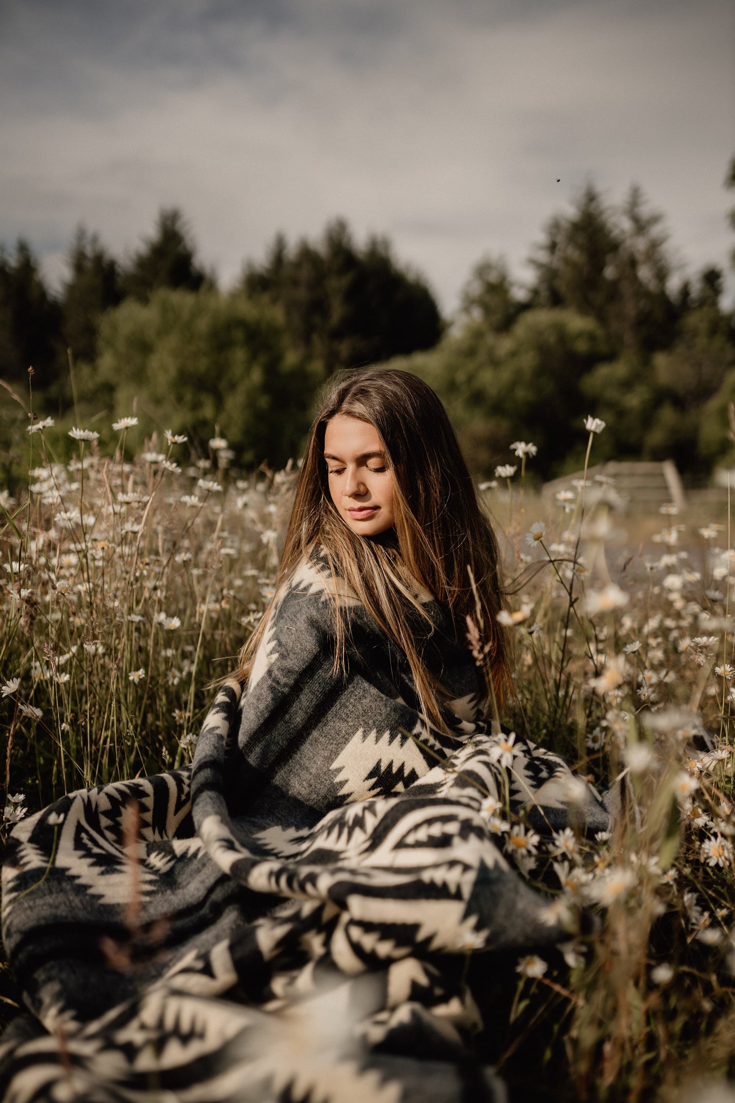 Quichua Blanket - Greyscale