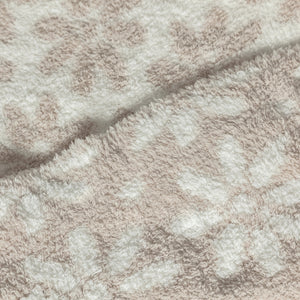 Daisy Print Blushing Beige and White Extended Throw
