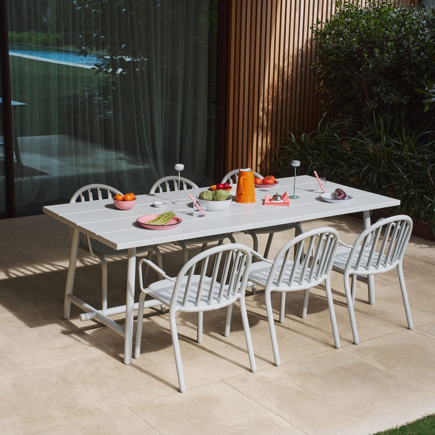 Fred's Table - Seats up to 6-8 places (Outdoor)
