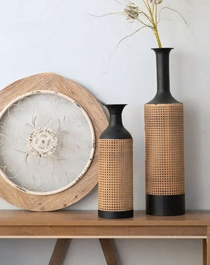 Kushi Vase
