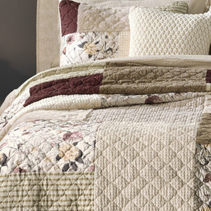 Pomegranate Patchwork Quilt