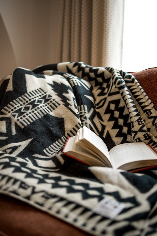 Awa Blanket | Natural / Black - Roome Collective