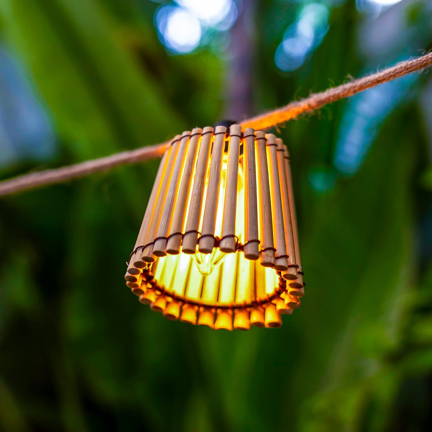 Okinawa | Solar-charged Garland